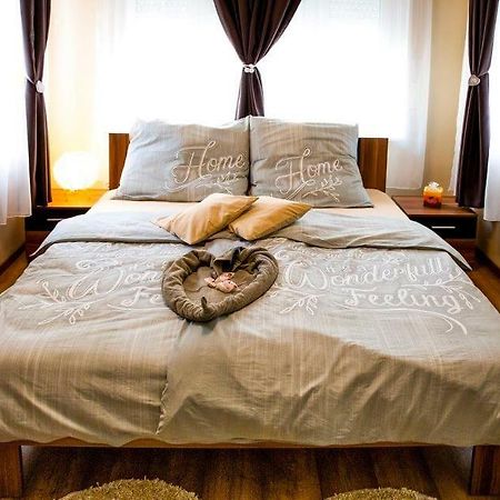 Wiky'S Apartman With 3Bathrooms บูดาเปสต์ ภายนอก รูปภาพ