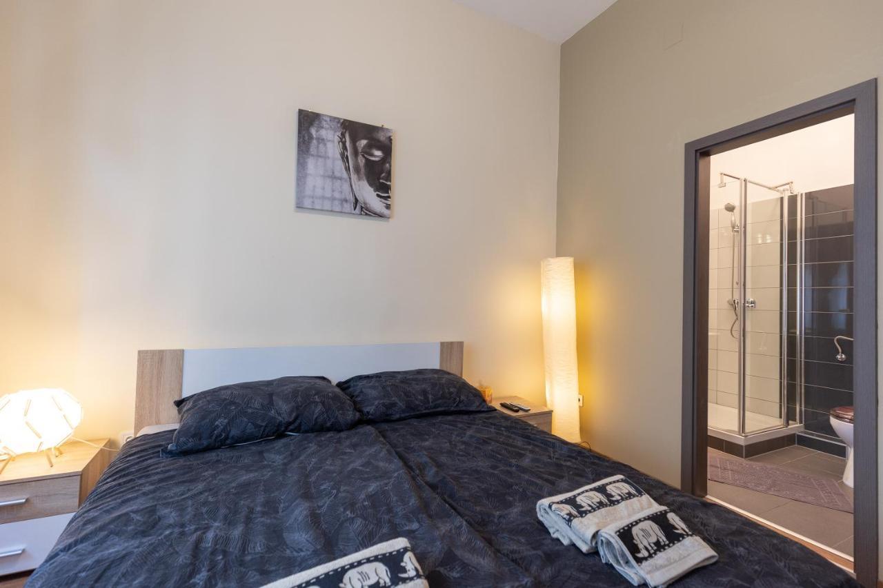 Wiky'S Apartman With 3Bathrooms บูดาเปสต์ ภายนอก รูปภาพ